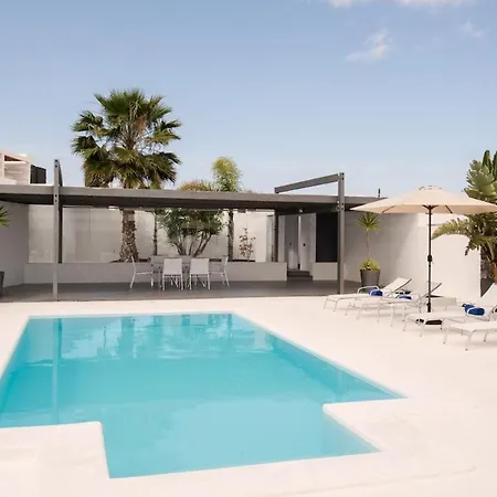 Playa Blanca Sleeps 6 Pool Air Con Wifi Playa Blanca (Lanzarote)